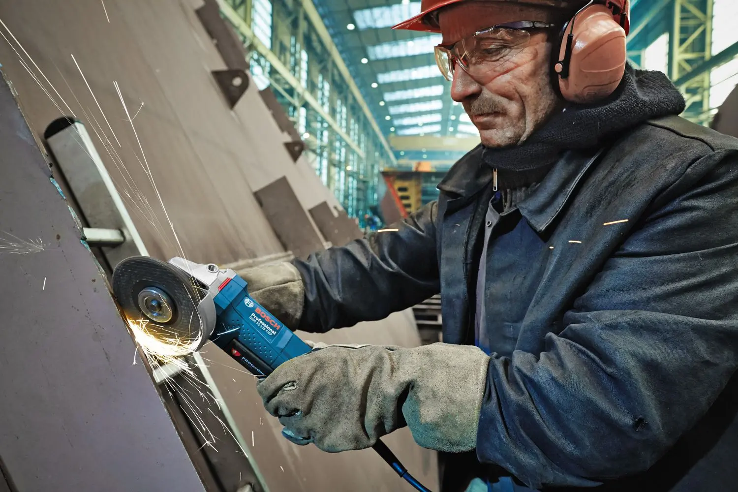 Угловая шлифовальная машина Bosch Professional GWS 15-125 CIEP - 4