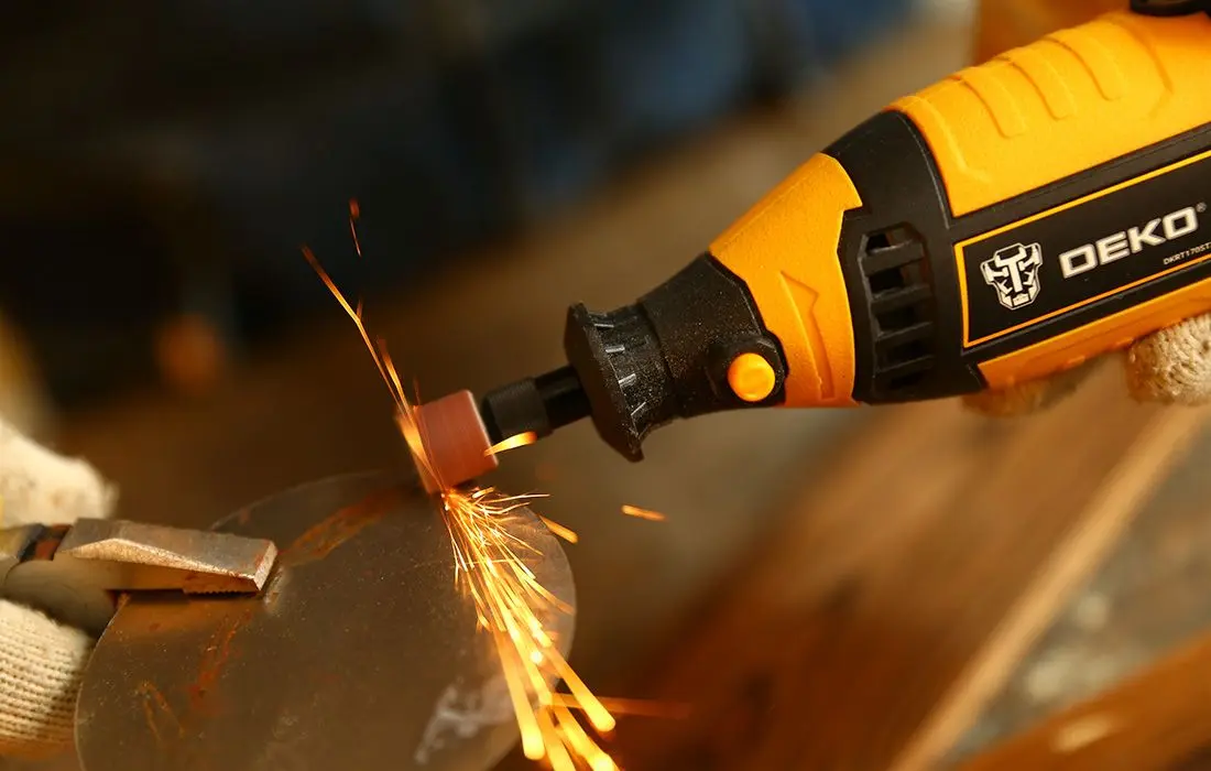 Polizor drept Deko DKRT135ST1 - 3