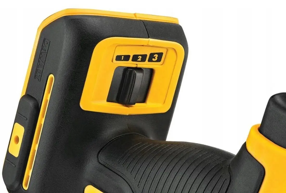 Аккумуляторный многофункциональный инструмент Dewalt DCS356N