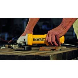 Polizor unghiular Dewalt DWE4233-QS Thumb
