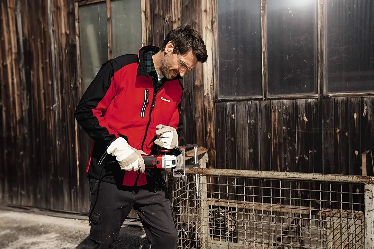 Угловая шлифмашина Einhell TE-AG 125/1010 CE Q