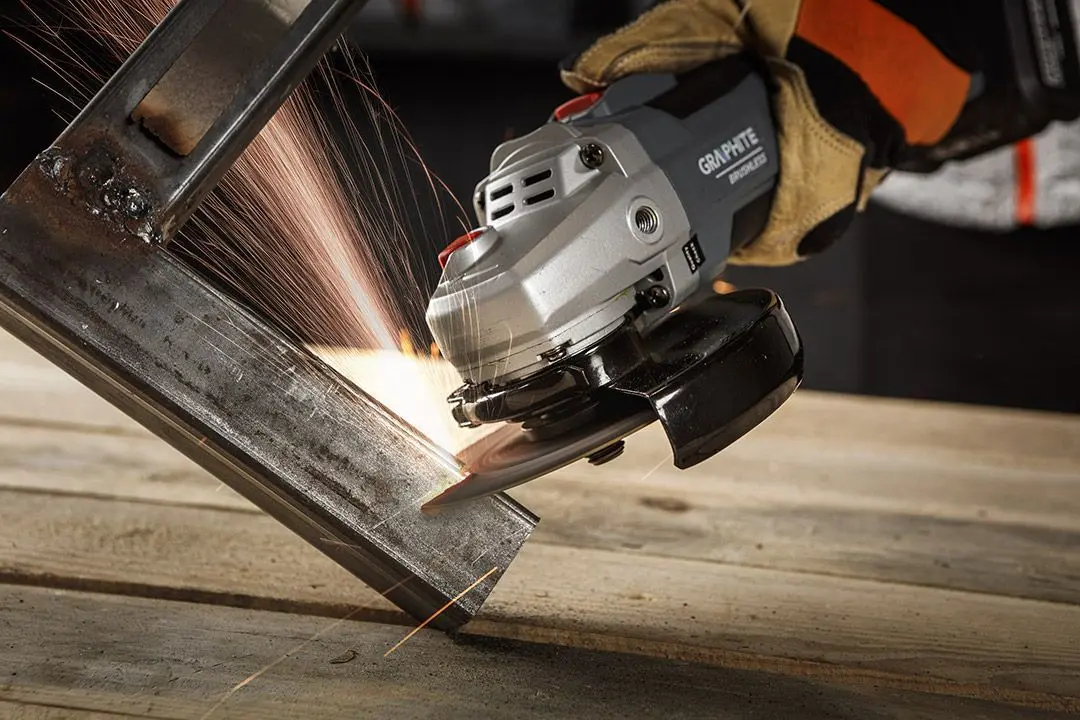 Polizor unghiular cu acumulator Graphite Energy+ 58GE142 Solo