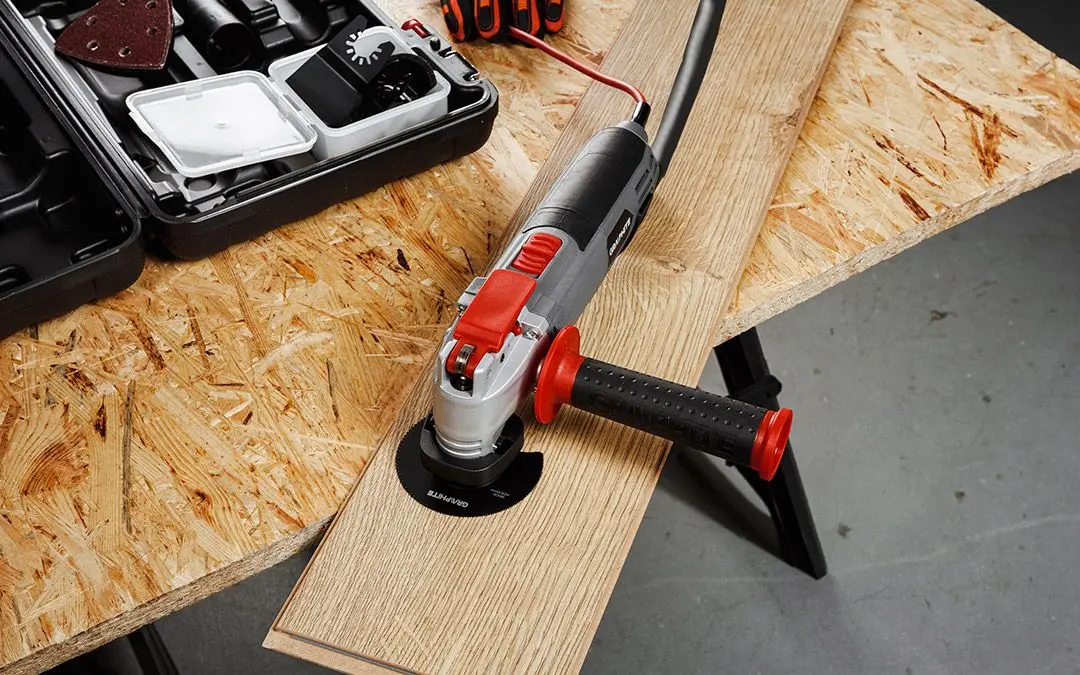 Masina de slefuit multifunctionala Graphite 59G025