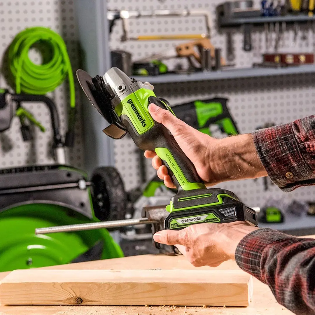 Masina de slefuit unghiulara cu acumulator GreenWorks GD24AG