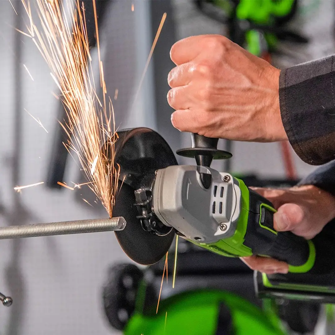 Masina de slefuit unghiulara cu acumulator GreenWorks GD24AG