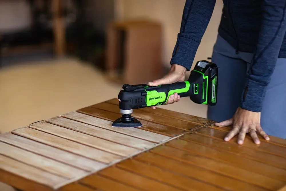 Renovator cu acumulator GreenWorks G24MT (Black/Green)