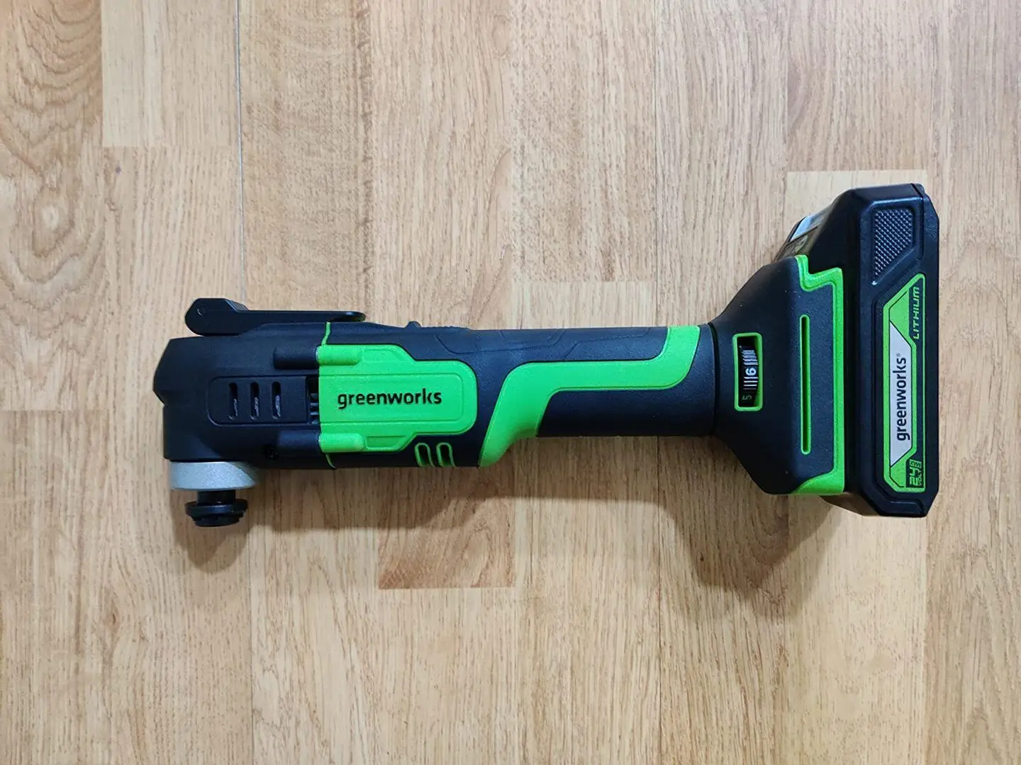 Renovator cu acumulator GreenWorks G24MT (Black/Green)