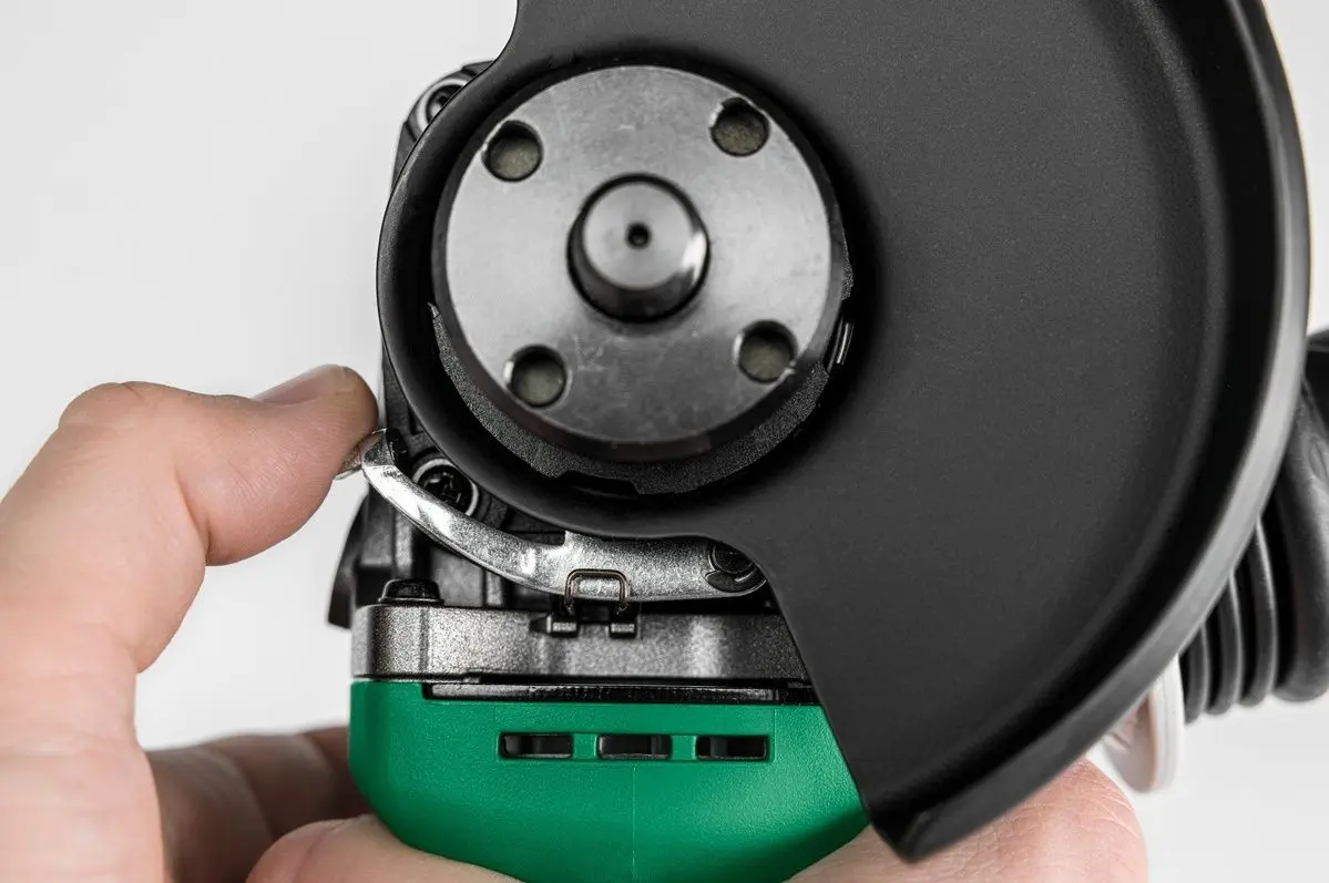 Polizor unghiular Hikoki G1813DFW4Z