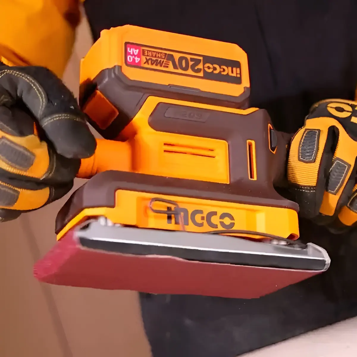 Masina de slefuit cu vibratii Ingco CFSLI20311