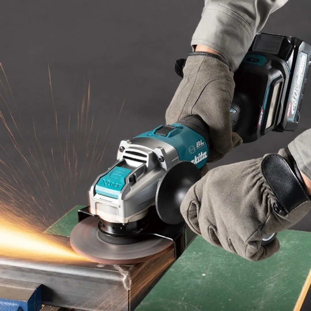 Polizor unghiular cu acumulator Makita GA041GZ