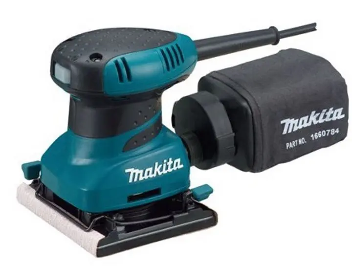 Masina de slefuit cu vibratii Makita BO4556