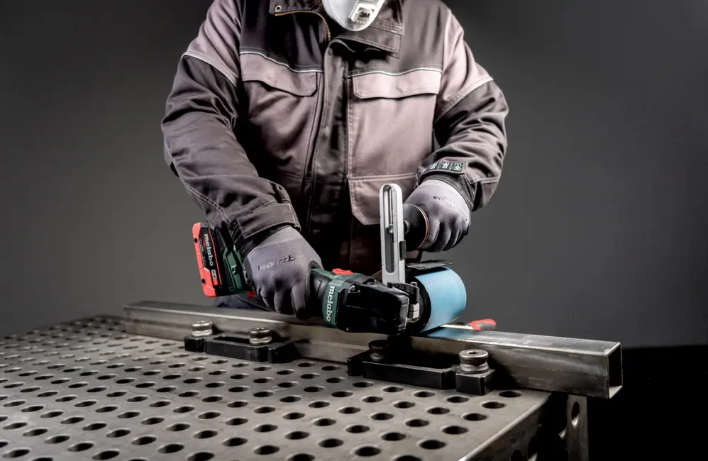 Masina de slefuit cu perie pe acumulator Metabo SVB 18 LTX BL 200 (601766840) - 3
