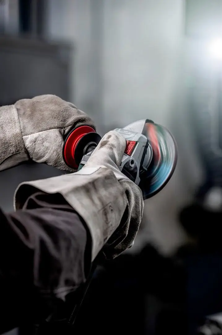 Угловая шлифовальная машина Metabo W 9-125 Quick 600374000