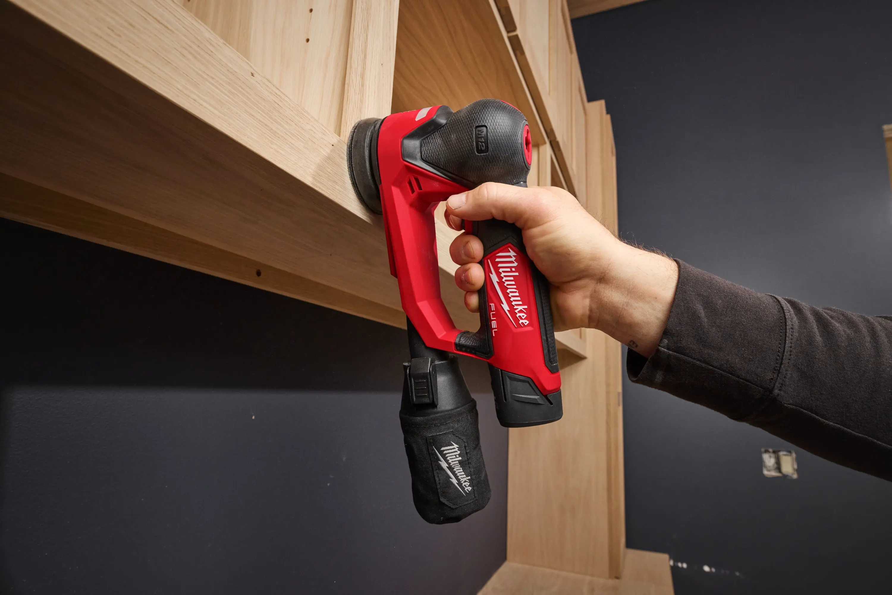 Masina de slefuit excentric cu acumulator Milwaukee M12 FSDR75-0B (4933498232) - 8