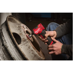 Аккумуляторная угловая шлифмашина Milwaukee M12 FUEL FDGA2-0 (4933498979) Thumb