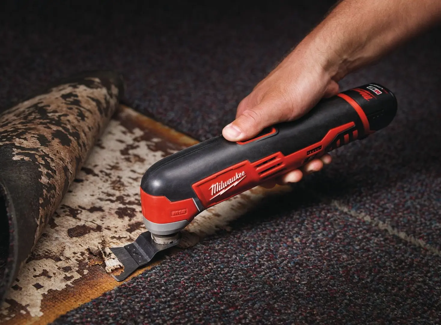 Renovator cu acumulator Milwaukee M12 C12MT-0 Solo - 6