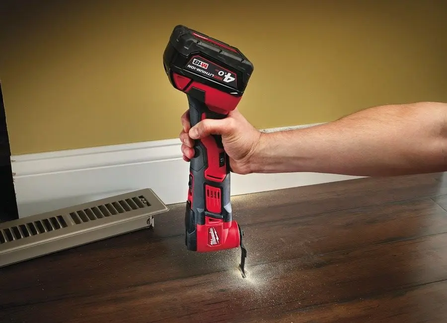 Masina de slefuit multifunctionala Milwaukee M18 BMT-0