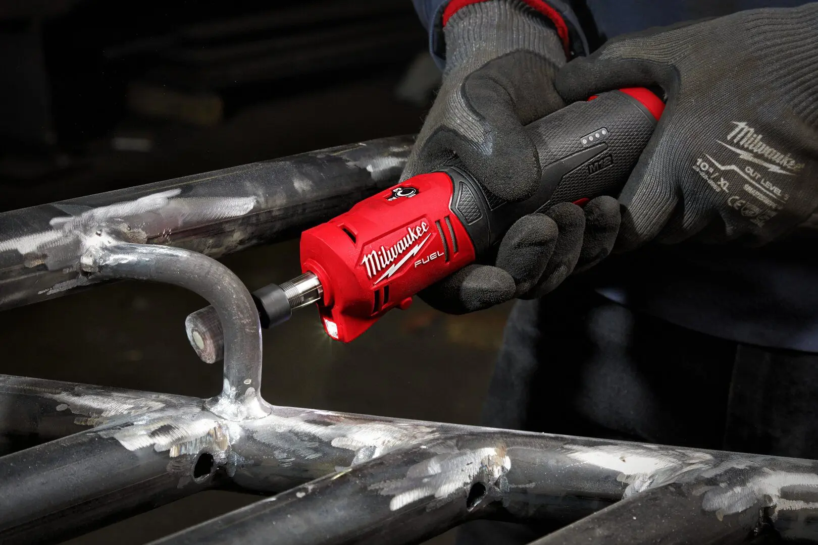 Polizor cu acumulator drept Milwaukee M12FDGS-0 Solo