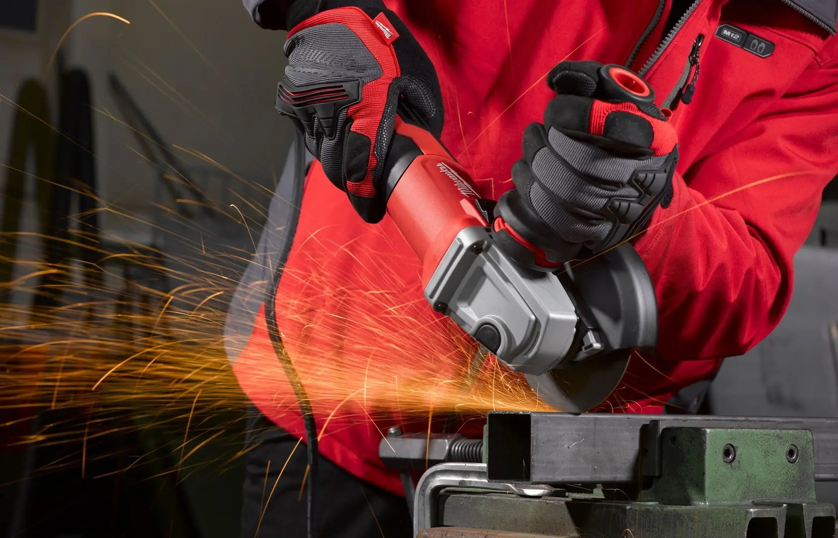 Polizor unghiular Milwaukee AGV 13-125XE