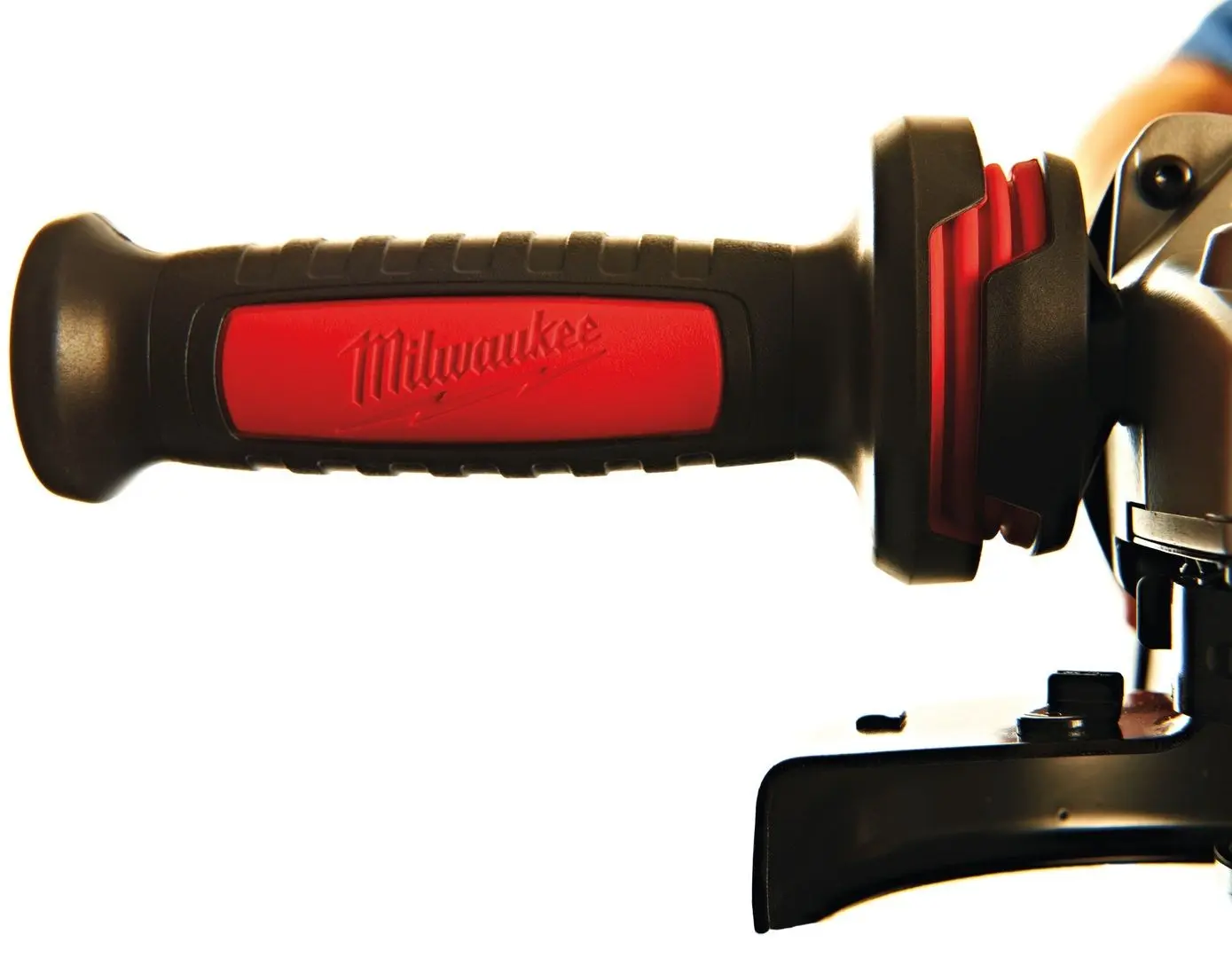 Polizor unghiular Milwaukee AGV 15-125 XE