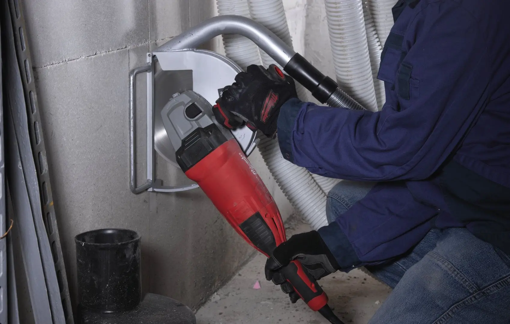 Masina de slefuit unghiulara Milwaukee AGVK 24-230 EK DMS