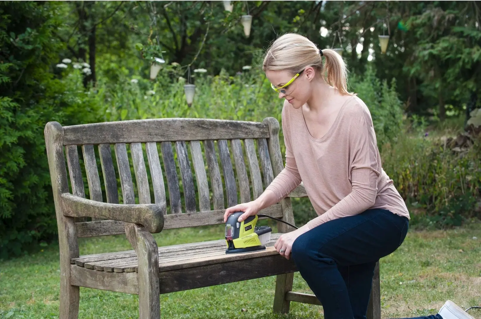 Masina de slefuit cu vibratii Ryobi RMS180-S