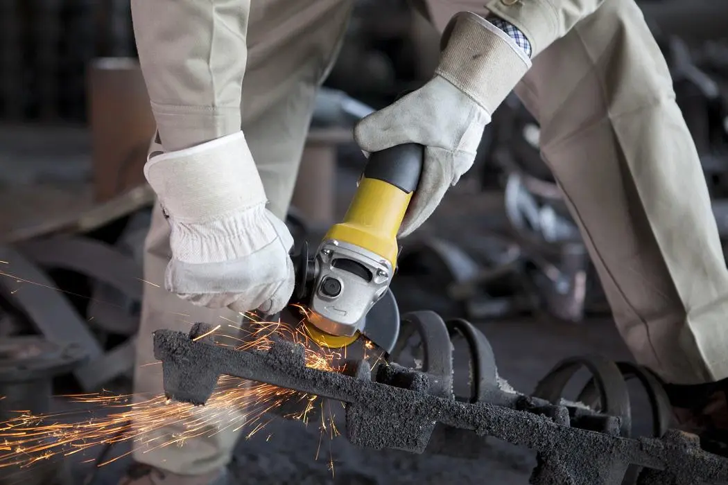 Угловая шлифмашина Stanley SGS105 - 4