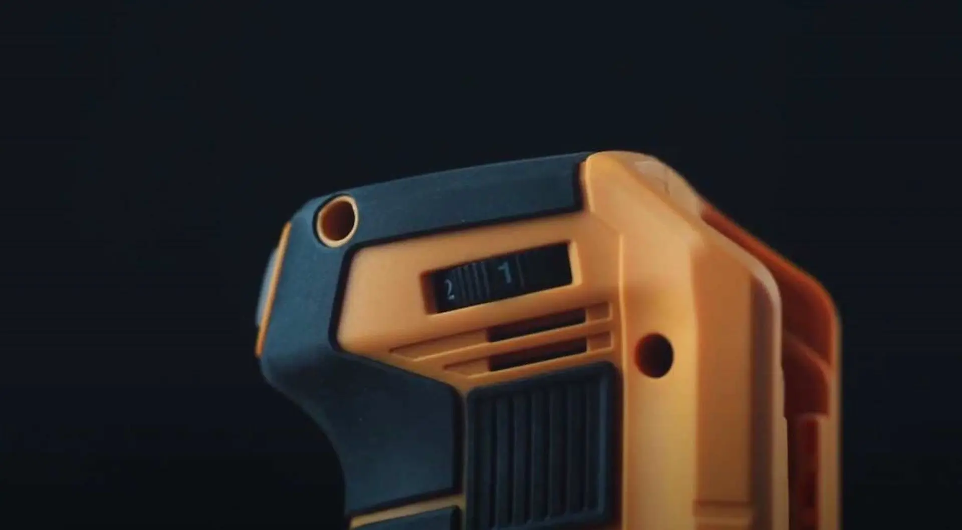 Masina de slefuit excentrica cu acumulator Tolsen 87233