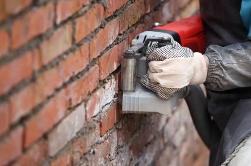 Masina de frezat caneluri Bautool KE150A