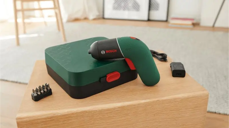 Аккумуляторная отвертка Bosch IXO 6 Classic 06039C7120