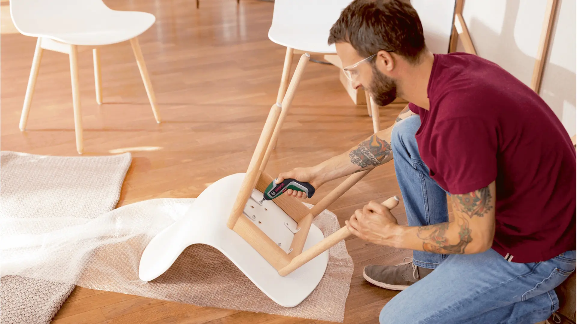 Аккумуляторная отвертка Bosch IXO 7 Level Set (06039E0008)