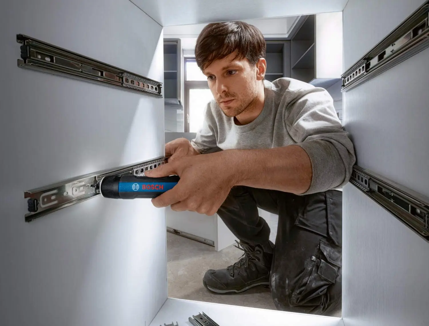 Surubelnita cu acumulator Bosch Professional Go (06019H2201)