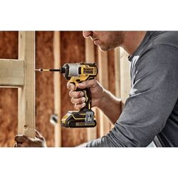 Аккумуляторный ударный шуруповерт Dewalt DCF840N Solo Thumb