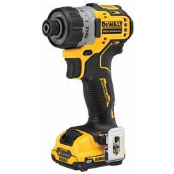 Шуруповерт Dewalt DCF601D2