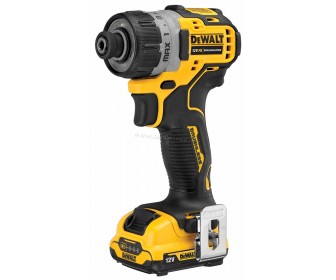 Шуруповерт Dewalt DCF601D2