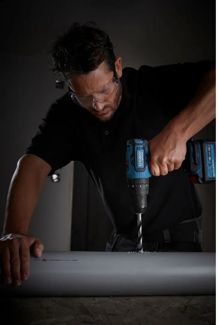 Дрель-шуруповерт аккумуляторная Erbauer ECD18-LI-2 - 4