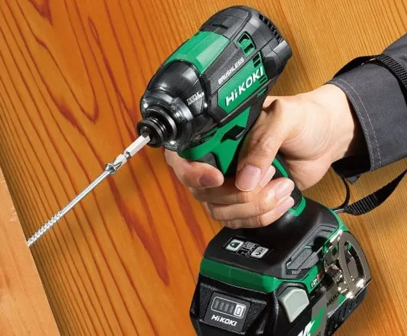 Аккумуляторный ударный шуруповерт Hikoki WH18DCWRZ 2x5Ah