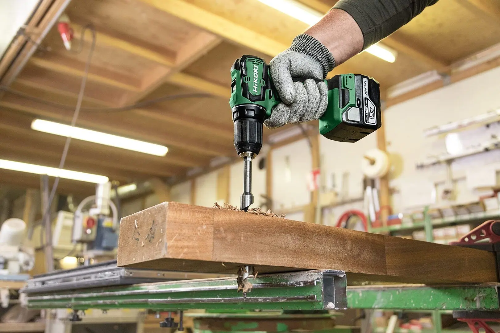 Masina de gaurit si insurubat Hitachi DS18DDWPZ