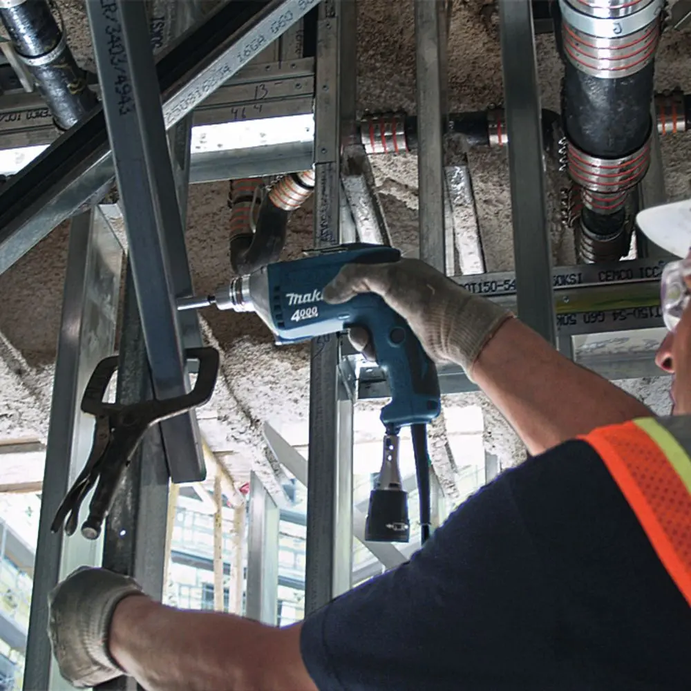 Masina de insurubat Makita FS4300