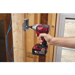 Аккумуляторный импульсный винтоверт Milwaukee M18 BID-0 Solo Thumb