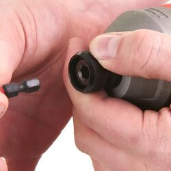 Аккумуляторный ударный шуруповерт Milwaukee M18 CBLID-0 Solo Thumb