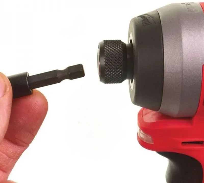 Шуруповерт аккумуляторный Milwaukee M12 FID-0