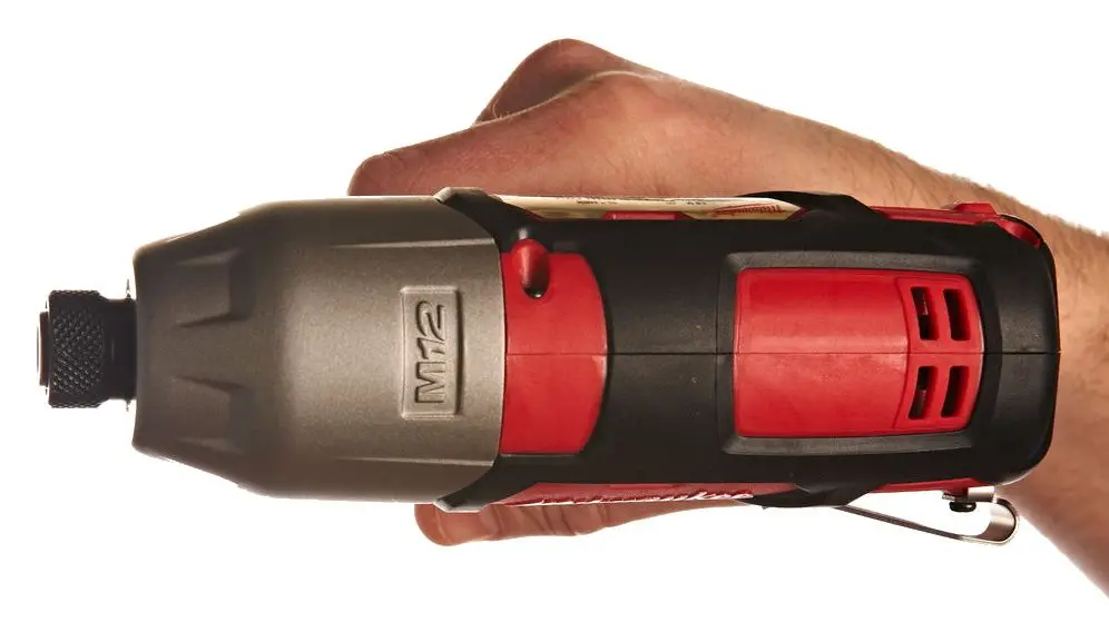 Masina de insurubat cu percutie cu acumulator Milwaukee M12 BID-0