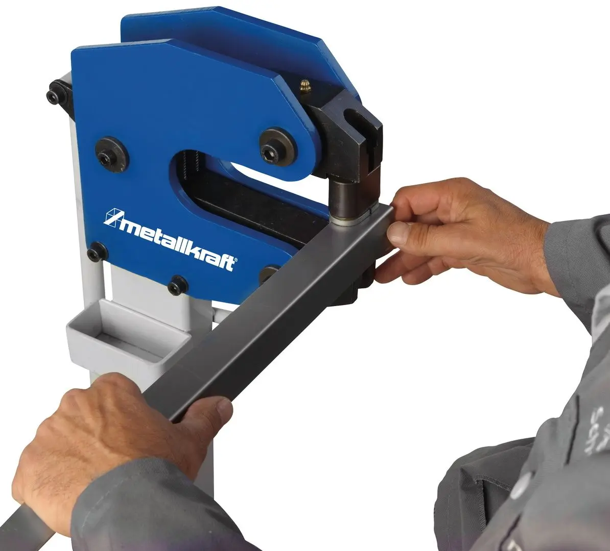 Masina de comprimare si intindere din metal Metallkraft SSG 16