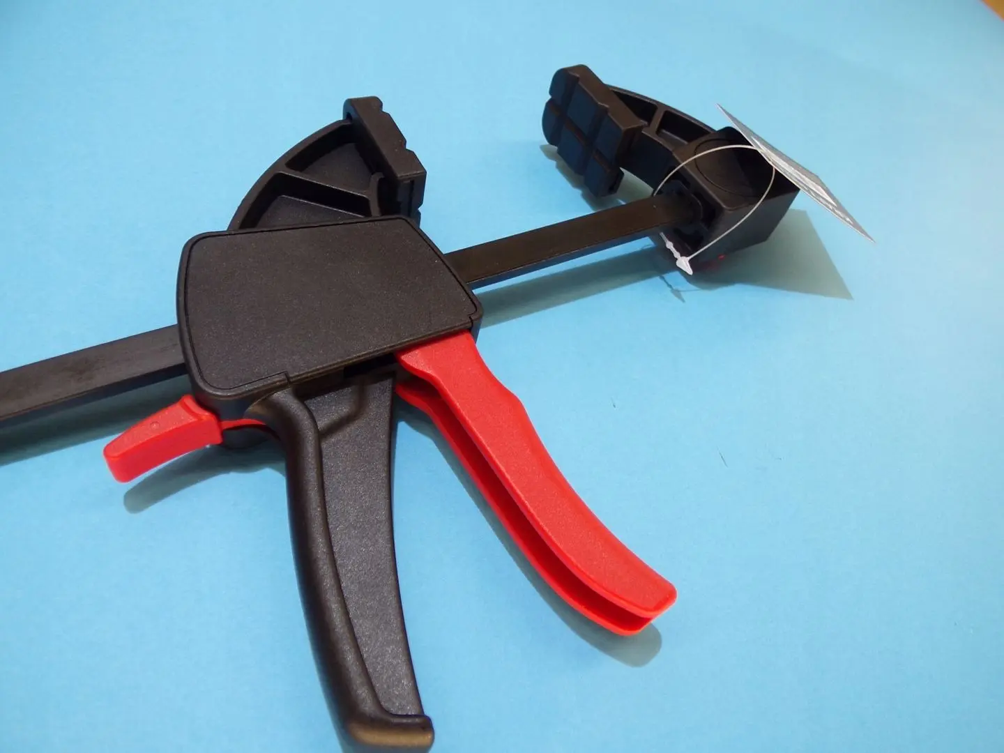 Clema pentru timplarie Kraft&Dele KD10704 (Black)