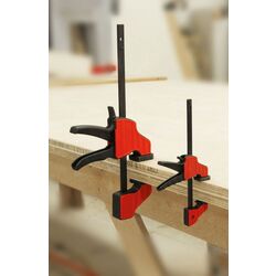 Clema pentru timplarie Kraft&Dele KD10705 (Black/Red) Thumb