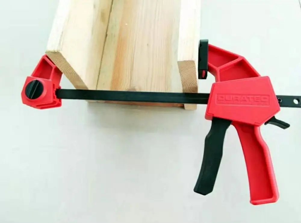 Clema pentru timplarie Kraft&Dele KD10708 (Red/Black)