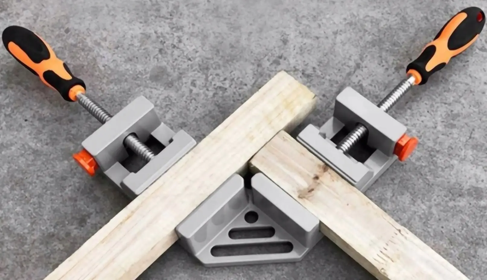 Clema pentru timplarie Kraft&Dele Professional KD1192