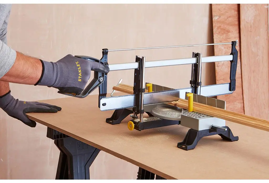 Ferastrau pentru taiat in unghi cu pila Stanley 1-20-800 - 8