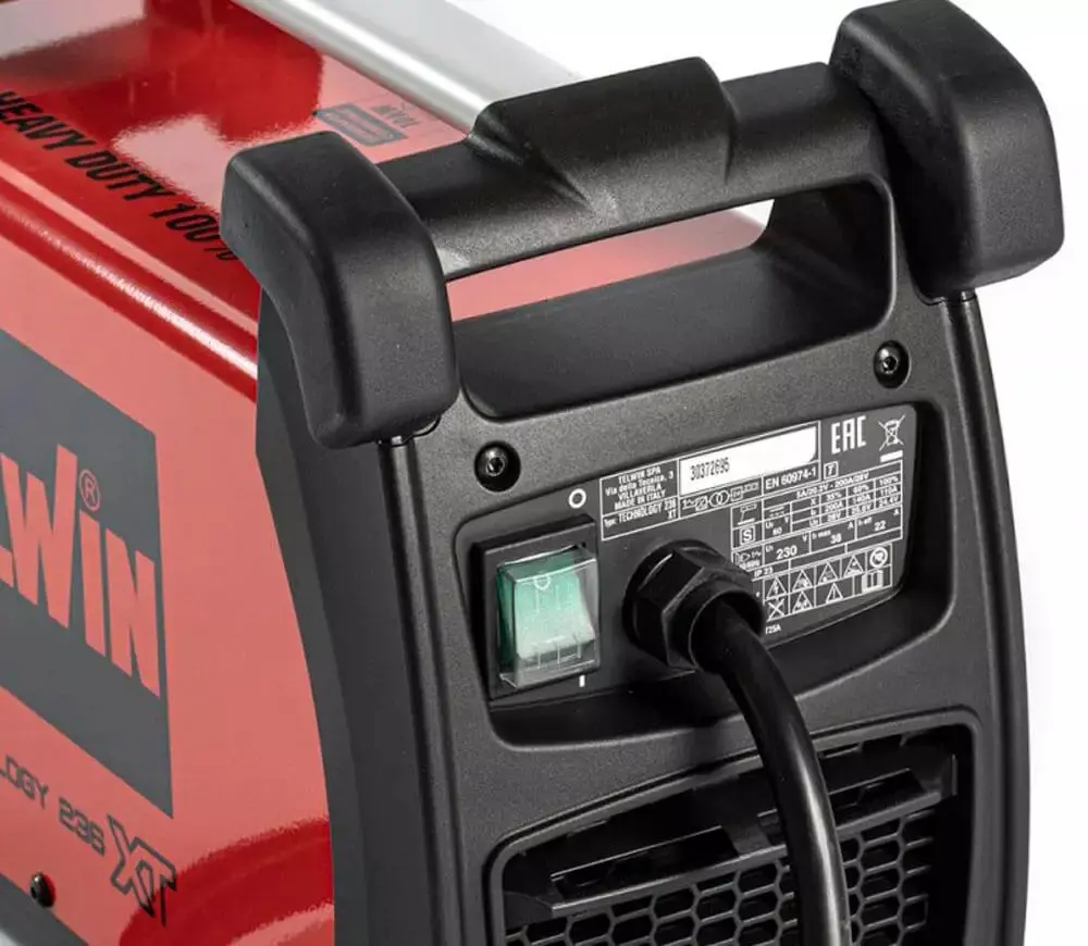Aparat de sudat cu invertor Telwin Technology XT 236 Solo